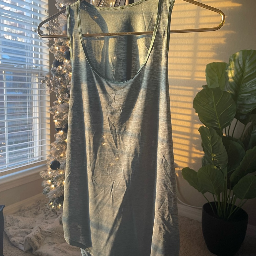 Lululemon Tank